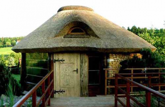 Drzwi z litego drewna - ręcznie rzeźbione